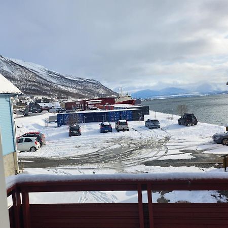 Apartment By The Lakeside Tromso Exterior photo